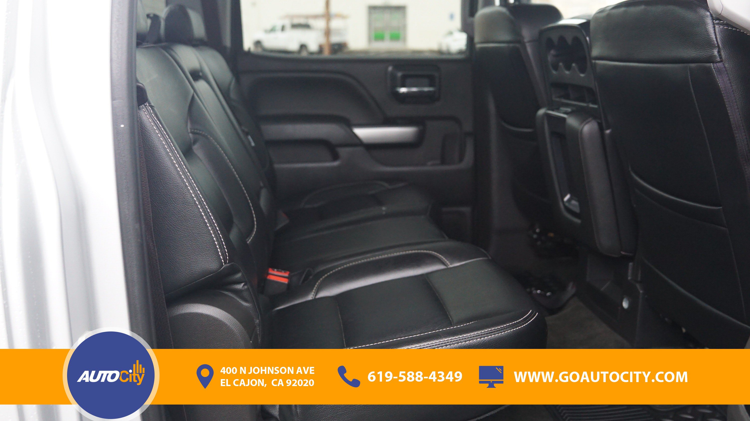 Used 2018 Chevrolet Silverado 1500 LT w/ LPO, Black Pack RWD image 13