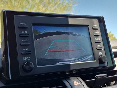Used 2019 Toyota RAV4 LE w/ All Weather Liner Package AWD/4WD image 26