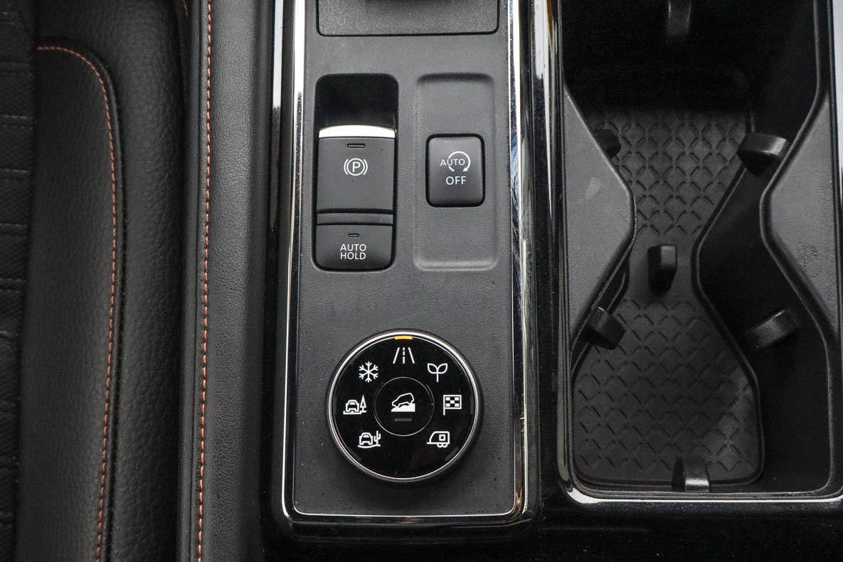 Used 2025 Nissan Pathfinder Rock Creek AWD/4WD image 24