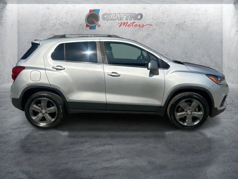 Used 2020 Chevrolet Trax Premier AWD/4WD image 7