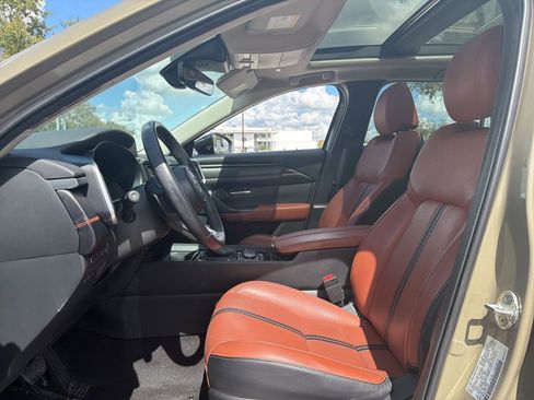 Used 2023 MAZDA CX-50 AWD 2.5 Turbo w/ Premium Pkg image 2