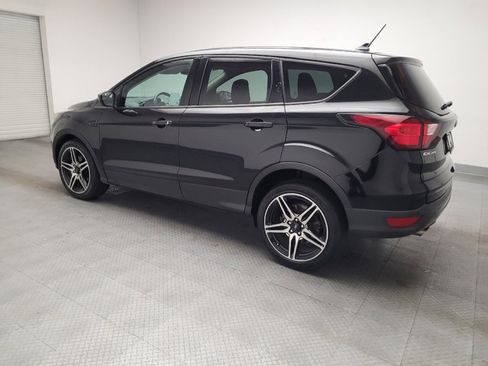 Used 2019 Ford Escape SEL image 3