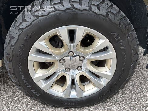 Used 2016 RAM 1500 Laramie Longhorn w/ Convenience Group AWD/4WD image 6