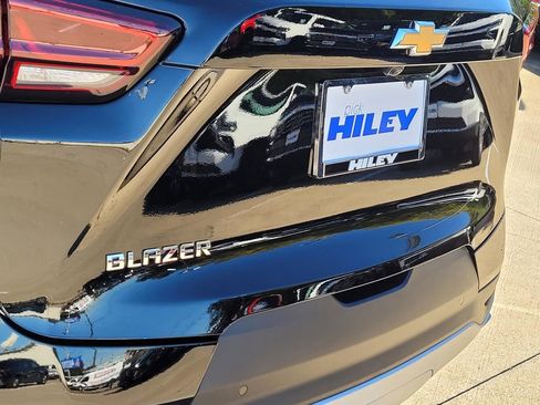 New 2026 Chevrolet Blazer LT image 4
