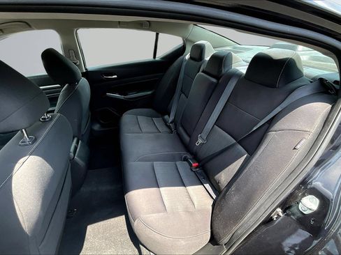 Used 2021 Nissan Altima 2.5 SV FWD image 22