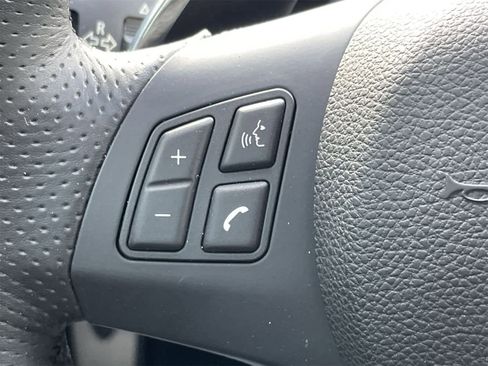 Used 2013 BMW 335i Convertible image 11