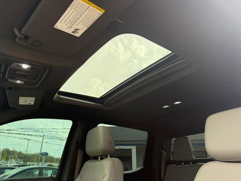 Used 2021 Chevrolet Silverado 1500 LT Trail Boss w/ Convenience Package II image 20