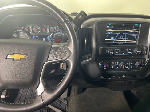 Used 2017 Chevrolet Silverado 1500 LT w/ Texas Edition RWD image 17