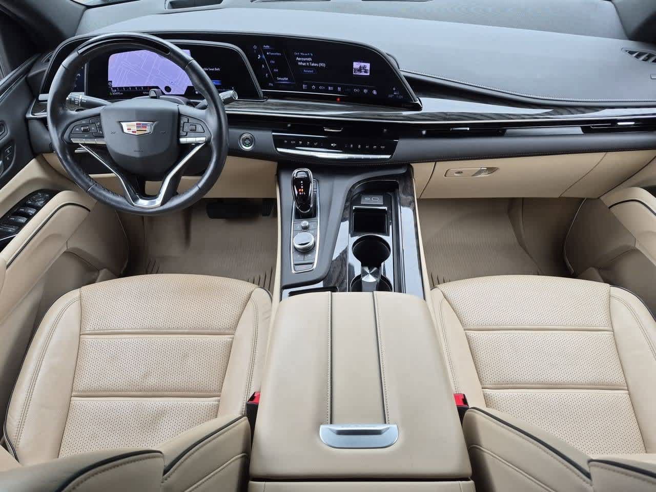 Used 2024 Cadillac Escalade Premium Luxury w/ LPO, Floor Liner Package AWD/4WD image 15