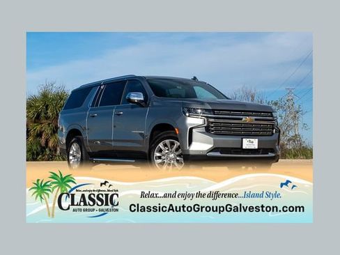 Used 2023 Chevrolet Suburban Premier image 1