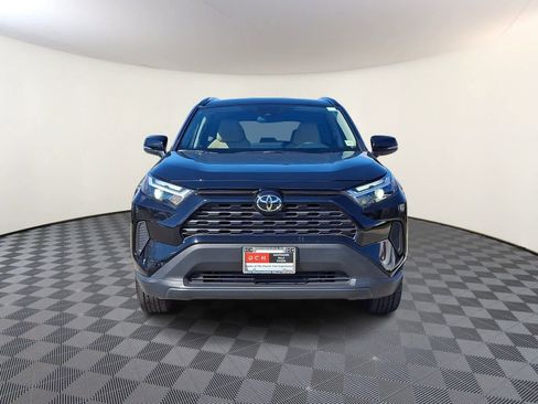 Used 2025 Toyota RAV4 XLE image 3