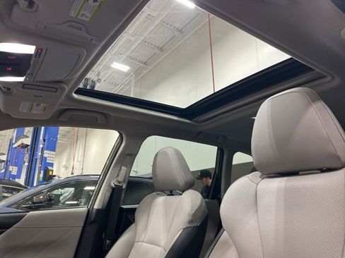 Used 2020 Subaru Forester Limited AWD/4WD image 32