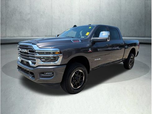 Used 2026 RAM 2500 Laramie AWD/4WD image 1