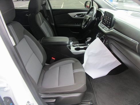 Certified 2023 Chevrolet Blazer LT image 25