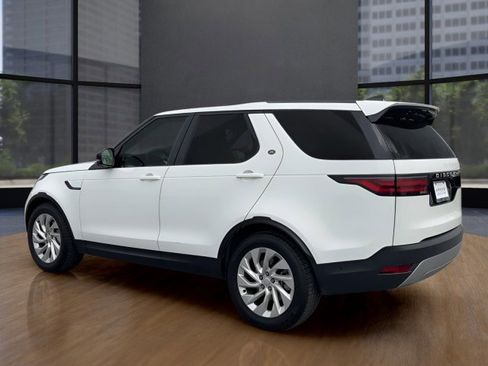 Used 2025 Land Rover Discovery S AWD/4WD image 7