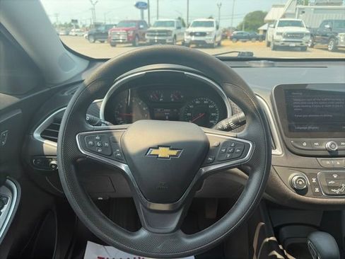 Used 2024 Chevrolet Malibu LS w/ Driver Confidence Package FWD image 15