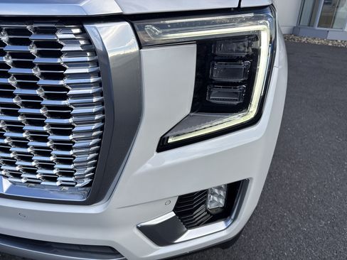 Used 2024 GMC Yukon Denali w/ Denali Reserve Package AWD/4WD image 28