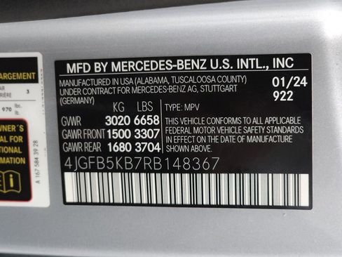 Used 2024 Mercedes-Benz GLE 450 4MATIC w/ AMG Line Exterior image 38