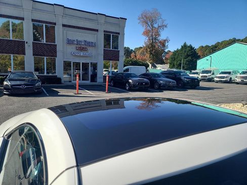 Used 2017 Mercedes-Benz SL 450 image 8