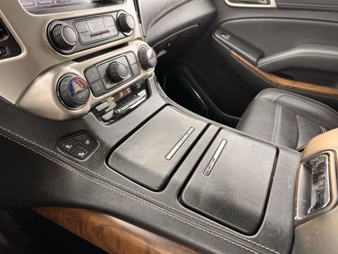 Used 2019 GMC Yukon Denali w/ Denali Ultimate Package image 18