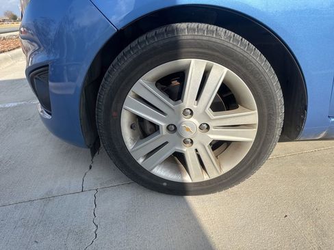 Used 2014 Chevrolet Spark LS image 5