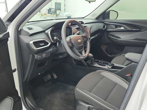 Certified 2022 Chevrolet TrailBlazer LS FWD image 1