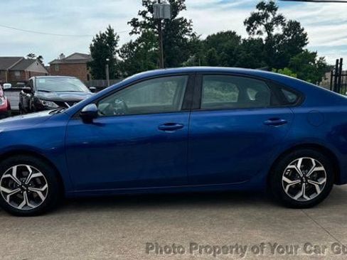 Used 2020 Kia Forte LXS FWD image 3