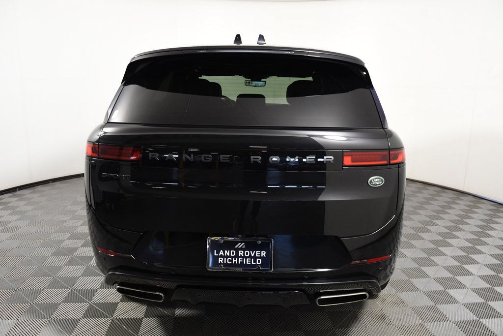 Used 2023 Land Rover Range Rover Sport SE Dynamic AWD/4WD image 5