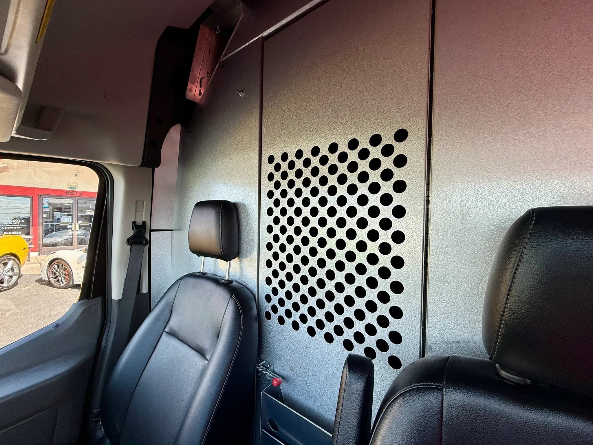 Used 2020 Ford Transit 250 148 High Roof Extended w/ Load Area Protection Package RWD image 12