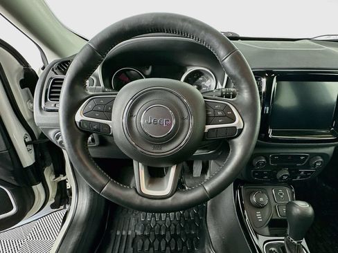 Certified 2018 Jeep Compass Limited AWD/4WD image 17