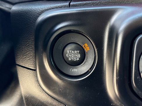 Used 2021 Jeep Gladiator Rubicon image 28