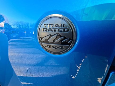 Used 2024 Jeep Wrangler Sport S image 14