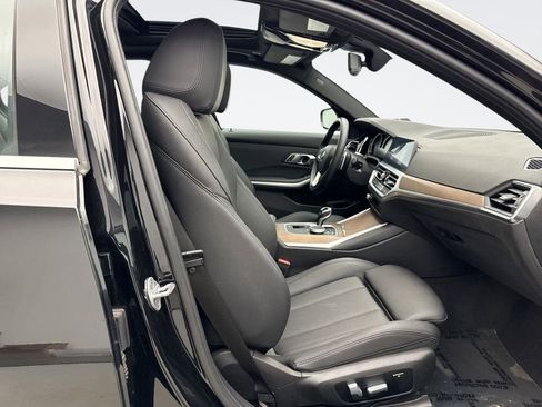 Used 2020 BMW 330i xDrive Sedan w/ Driving Assistance Package image 15