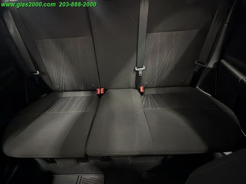 Used 2017 Ford Focus SEL w/ Cold Weather Package FWD image 32