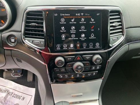 Certified 2020 Jeep Grand Cherokee Summit AWD/4WD image 16