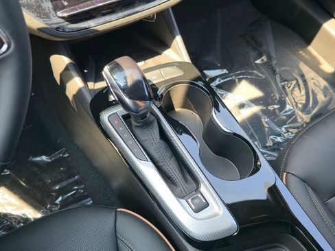 New 2026 Buick Envista Avenir FWD image 17