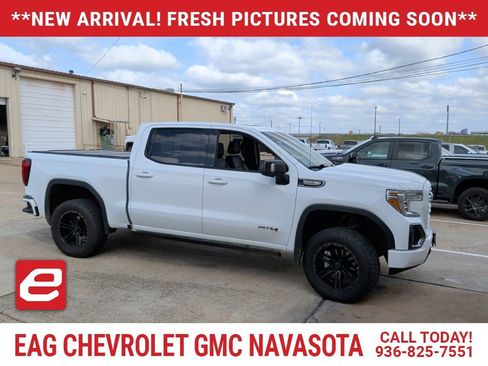 Used 2021 GMC Sierra 1500 AT4 w/ Technology Package image 1