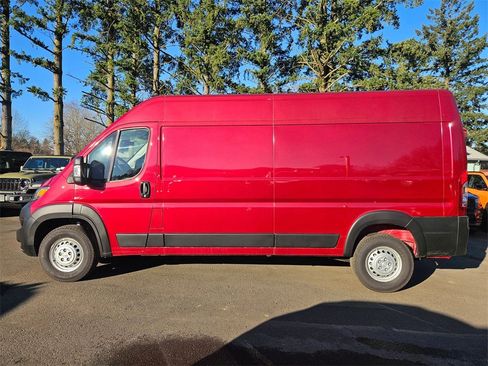New 2026 RAM ProMaster 2500 image 4