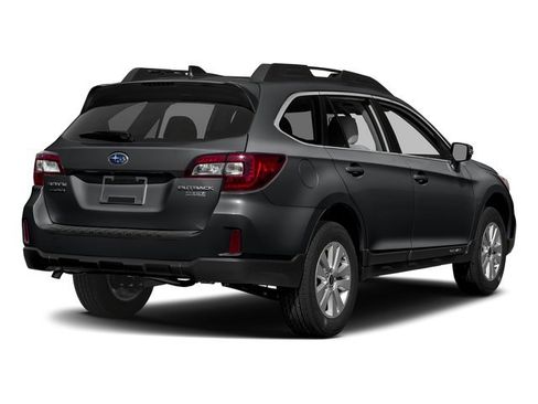 Used 2017 Subaru Outback 2.5i Premium image 2