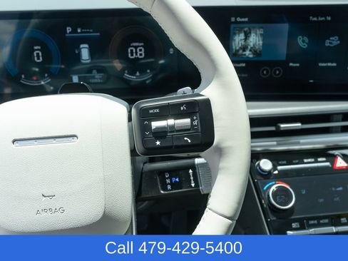 Used 2026 Hyundai Santa Fe SEL AWD/4WD image 25