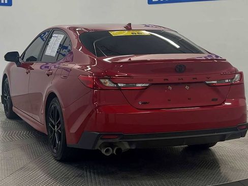 Used 2025 Toyota Camry SE w/ Convenience Package FWD image 43