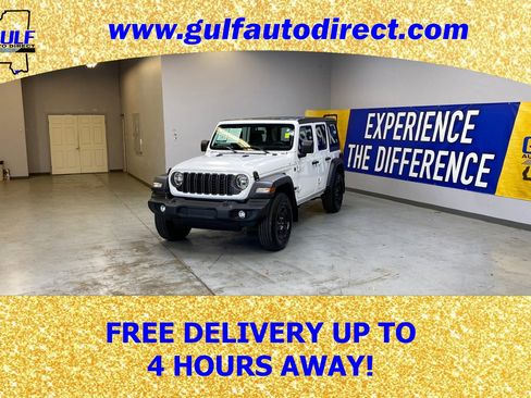 Used 2025 Jeep Wrangler Sport image 4