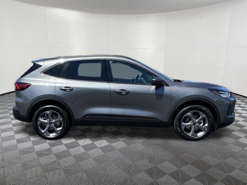 Used 2025 Ford Escape ST-Line Select AWD/4WD image 7