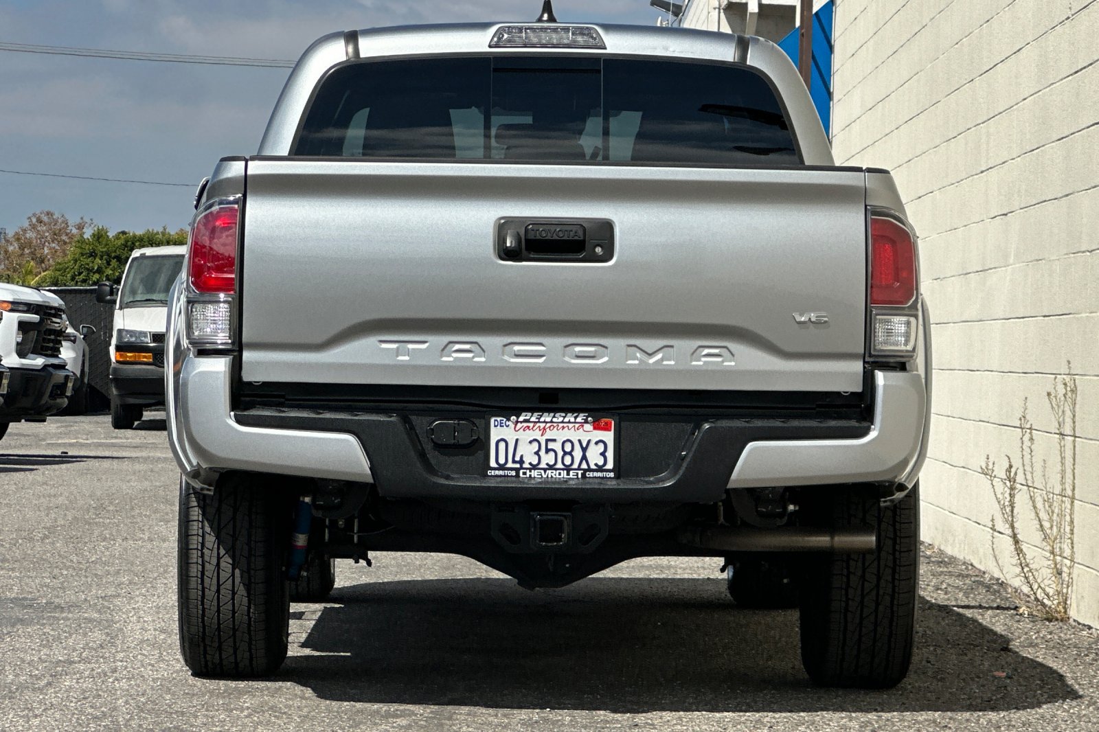 Used 2023 Toyota Tacoma TRD Sport AWD/4WD image 5