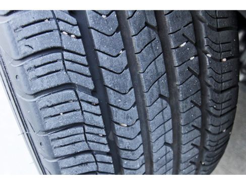 Used 2017 INFINITI Q70 3.7 image 35