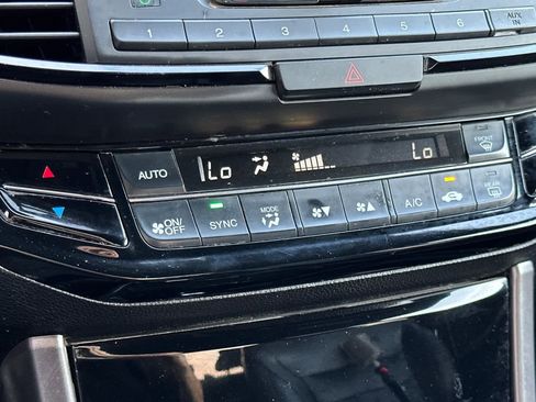 Used 2017 Honda Accord Sport Special Edition image 19