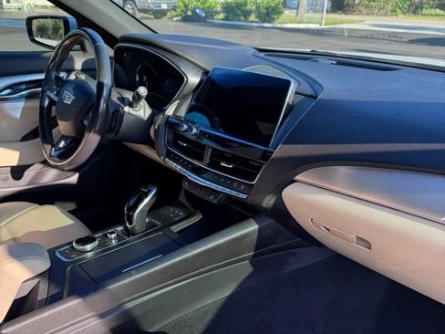 Used 2021 Cadillac CT5 Luxury w/ Cold Weather Package RWD image 11
