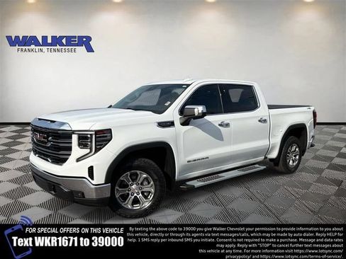 Used 2022 GMC Sierra 1500 SLT w/ SLT Convenience Package AWD/4WD image 1