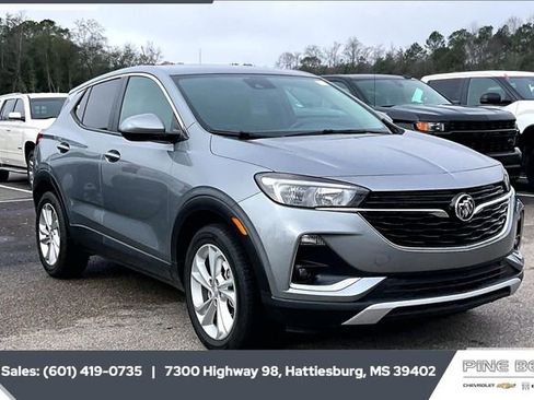 Used 2023 Buick Encore GX Preferred w/ Cold Weather Comfort Package image 2