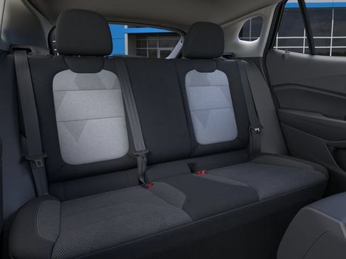 New 2026 Chevrolet Trax LS w/ LS Convenience Package FWD image 18